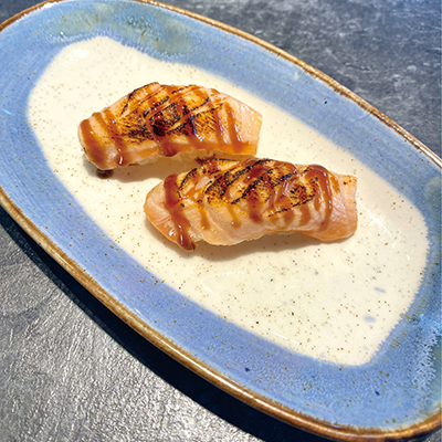 Nigiri Salmón Flameado